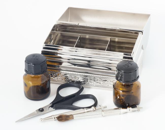 Trusă de botez aurită și nichelată sof-3130138